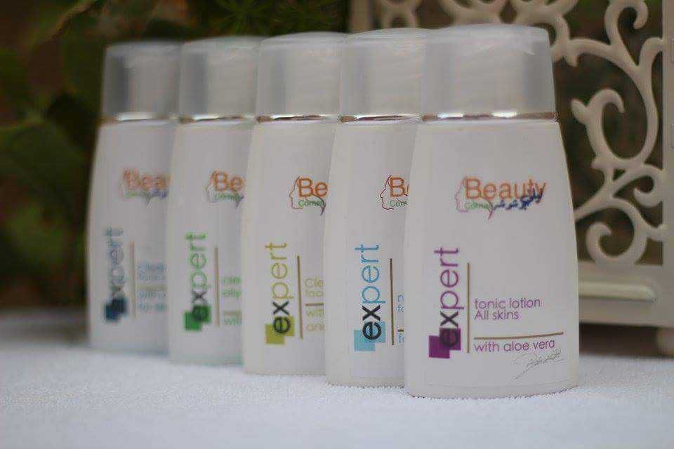 منتجات إزالة التصبغات والعناية الخاصة